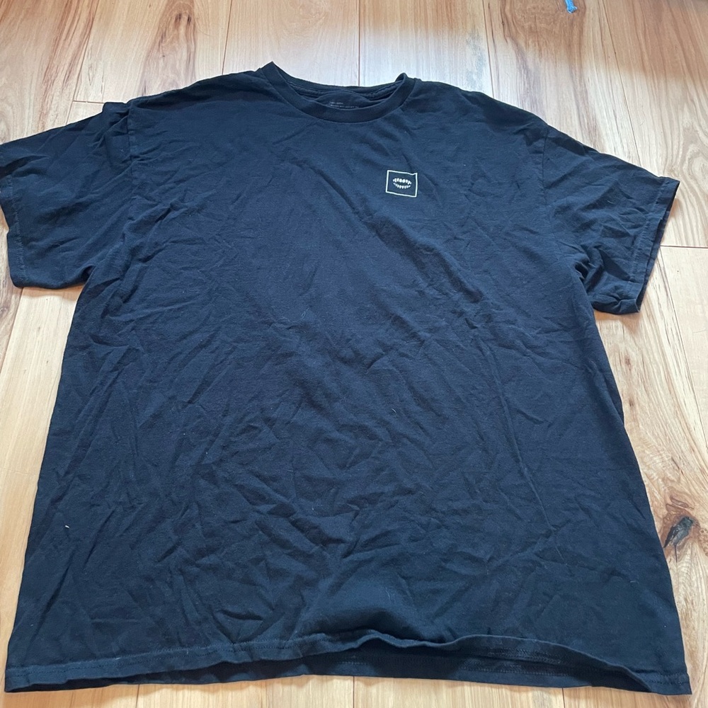 Chomp Grafic Tee